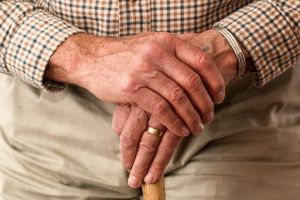 Meredeken csökken az idősotthonok lakóinak védettsége egy angliai kutatás szerint